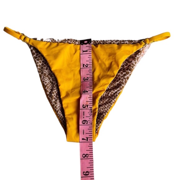 Acacia Tangelo Bolong Bikini top in color Acacia Neema bottom in Color Tangelo - Picture 13 of 15